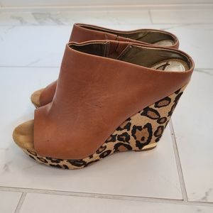 Sam Edelman tan leather wedge with leopard heel